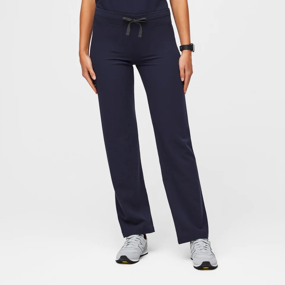 Navy Figs Livingston scrub pants size small tall